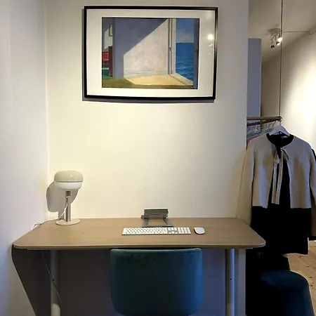 Trendy Apartment In Downtown Bergen شقة